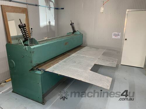 Hydraulic Guillotine