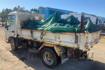 Hino 2007   300 series Tipper