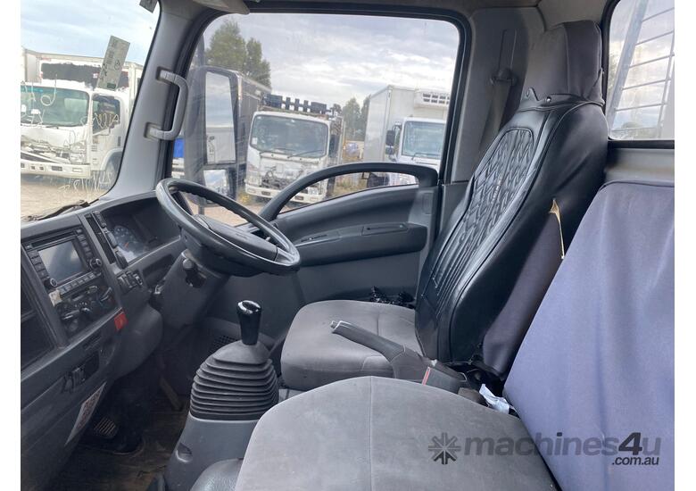 2013 Isuzu NPR Table Top