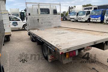 Isuzu 2013   NPR Table Top