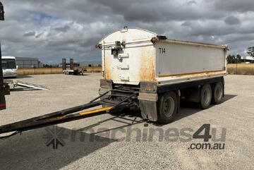 2016 Chris Body Builder CBBDT-3 Dog Tipper Trailer