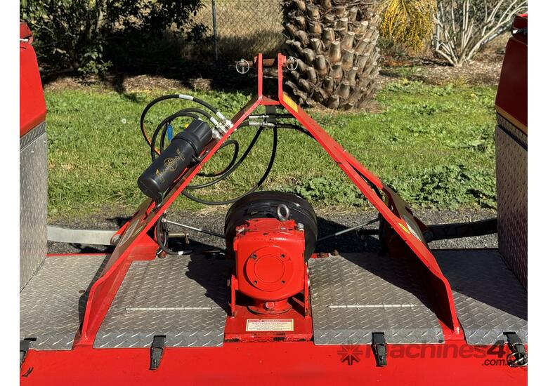 2018 Trimax Stealth S3 340 EX COUNCIL