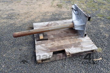 Forklift spear/prong attachment