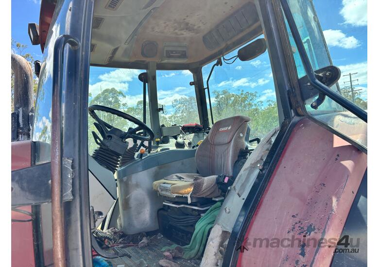 MX 135 CASE IH TRACTOR