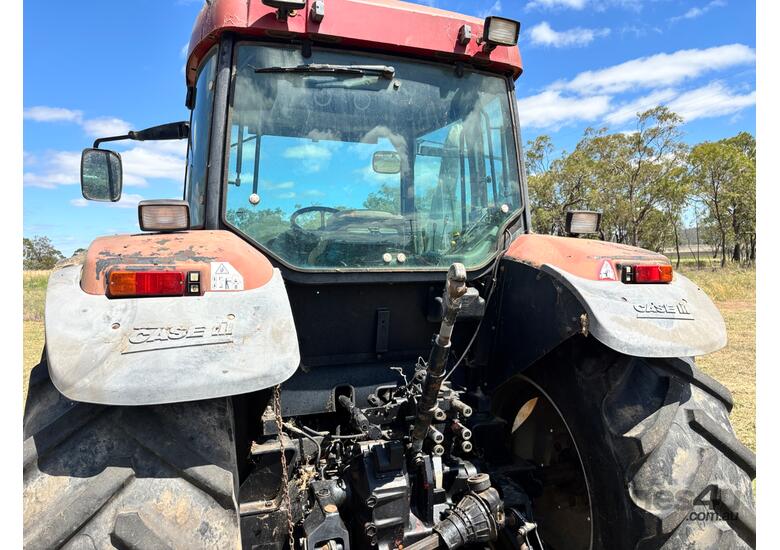 MX 135 CASE IH TRACTOR
