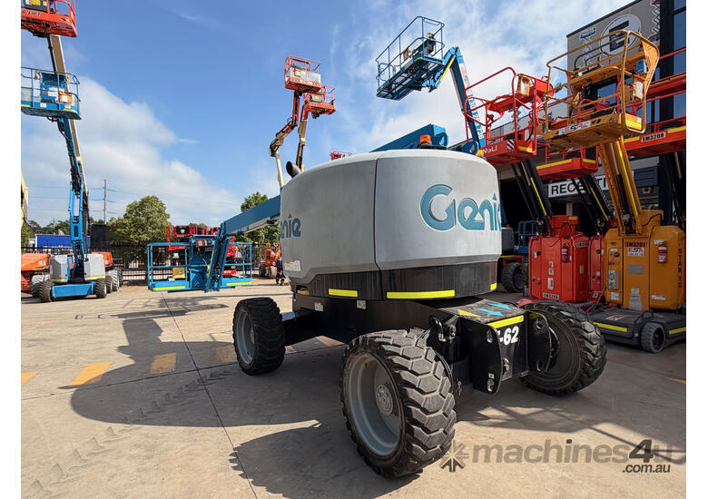 Genie Z62/40 Articulating Knuckle Boom Lift - 20.87m Max lift 