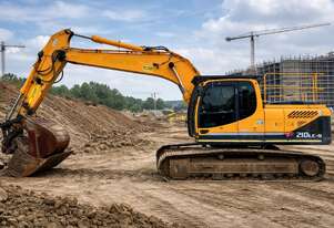 2017 Hyundai R210LC-9 Excavator