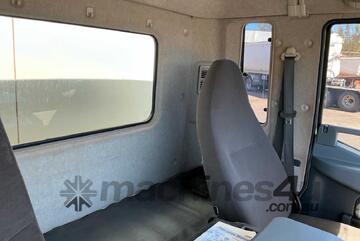 2020 Mitsubishi Fuso Fighter 1424 Refrigerated Pantech