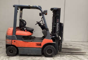 Toyota Forklift 2.5T Electric Container Mast - 2024 Battery (Unit#:AU481)