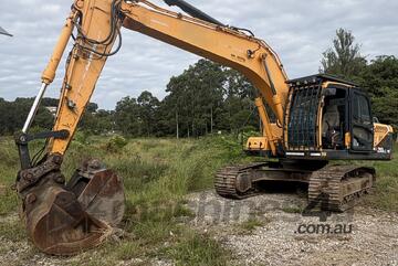 Hyundai 210LC-9 22T Hydraulic Excavator