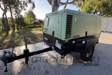 Sullair 300HH Trailer Compressor