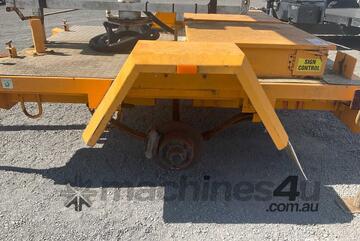 2009 Bartco VMS400 Light Board