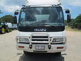 Isuzu FRR525 Curtainsider Truck - picture1' - Click to enlarge