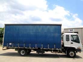 Isuzu FRR525 Curtainsider Truck - picture2' - Click to enlarge