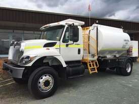 International 7400 Fuel/Lube Tanker Truck - picture0' - Click to enlarge