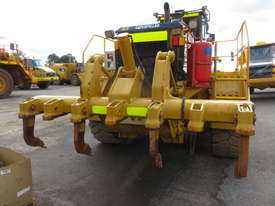 2009 USED CATERPILLAR 16M MOTOR GRADER - picture1' - Click to enlarge