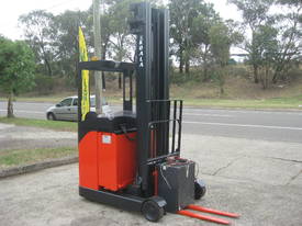 LINDE R14 HIGH REACH - 8.25M - picture1' - Click to enlarge