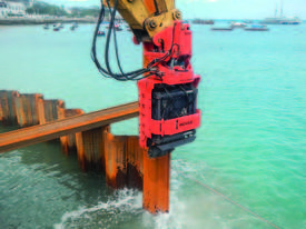 MOVAX ML-15 EXCAVATOR MOUNT PILE DRIVER (7-8T) - picture0' - Click to enlarge