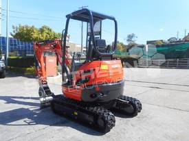 U25 ZAPII Excavator 2.2 Ton with Expandable tracks - picture0' - Click to enlarge