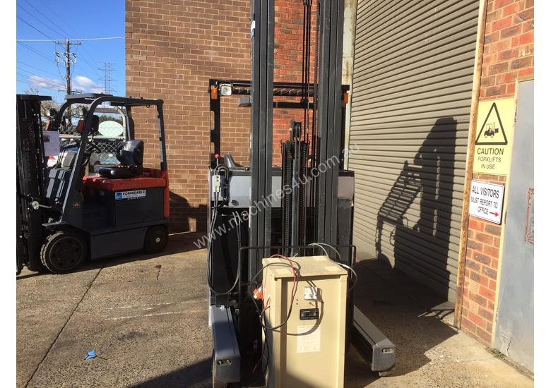 caption Nissan JH01 Reach Forklift Forklift