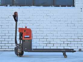 JIALIFT 1.5T 685MM Electric Pallet Truck/Jack | Clearance Sale, Brand New, 1 Year Warranty - picture2' - Click to enlarge