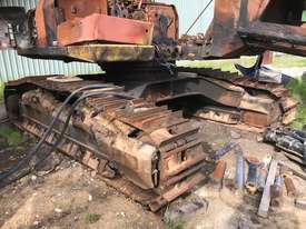 Burnt CAT 324D Excavator - Rams, Booms, Tracks & Machine - picture2' - Click to enlarge