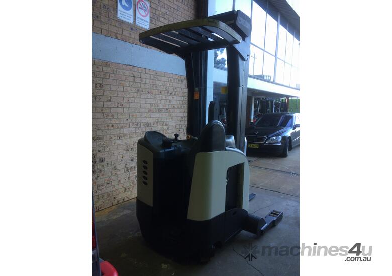 Used 2005 Crown Crown Reach Truck High Reach Forklift In Wetherill Park Nsw