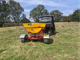 FARMTECH ITS-400P SINGLE DISC GROUND DRIVE SPREADER (400L) - picture0' - Click to enlarge