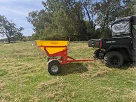 FARMTECH ITS-400P SINGLE DISC GROUND DRIVE SPREADER (400L) - picture2' - Click to enlarge