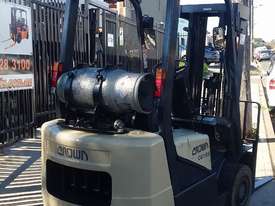 Crown Forklift 1.8 Ton 4500mm Lift Container Entry Mast - picture0' - Click to enlarge