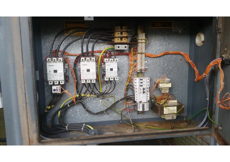 caption industrial air compressor