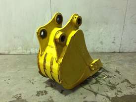 UNUSED 360MM TRENCHING BUCKET TO SUIT 4-6T EXCAVATOR D902 - picture1' - Click to enlarge