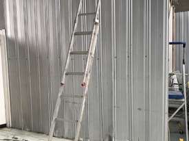 Bailey Aluminum Extension Ladder 2.43 to 3.95 Meter Industrial Quality - picture0' - Click to enlarge
