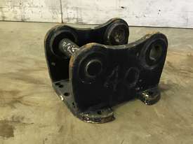 HEAD BRACKET TO SUIT 3-4T EXCAVATOR D981 - picture2' - Click to enlarge