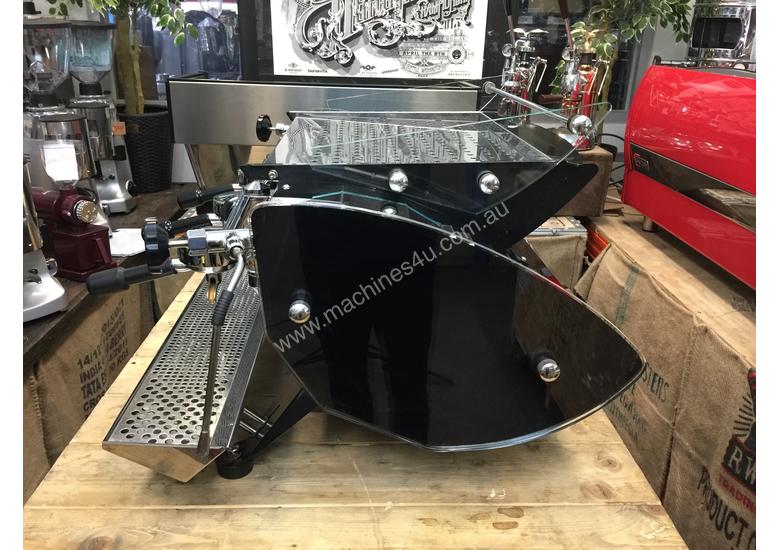 Click to view full size photos KEES VAN DER WESTEN MIRAGE TRIPLETTE 3 GROUP ESPRESSO COFFEE MACHINE