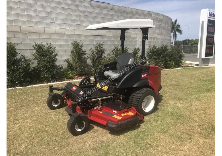 caption Toro groundsmaster 7210