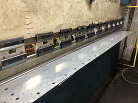 Scalen FX3190 Hydrualic Brake Press - picture0' - Click to enlarge