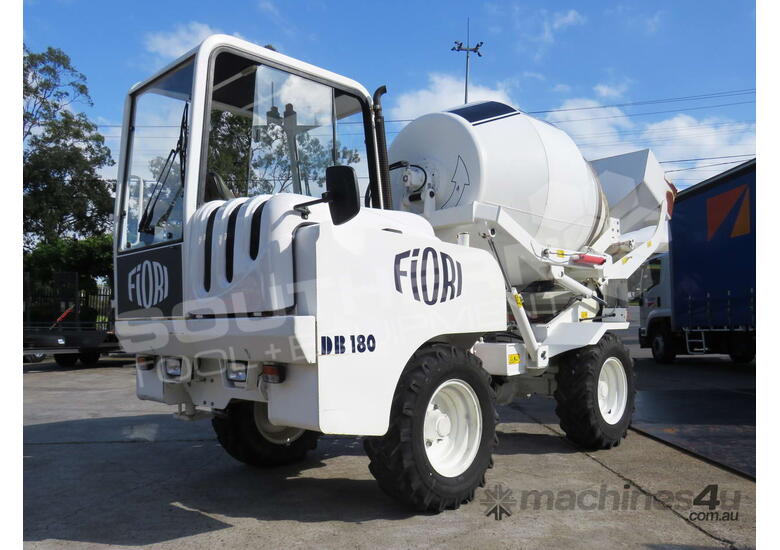 Buy Used 2015 fiori Concrete cement mixer Fiori DB 180 ATTMIX Concrete