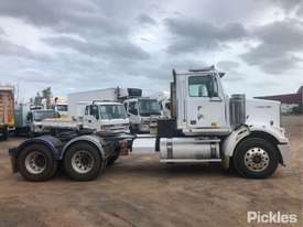 2007 Western Star 4800FX - picture1' - Click to enlarge