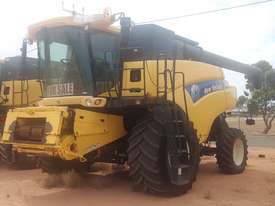 Combine Harvester - picture0' - Click to enlarge