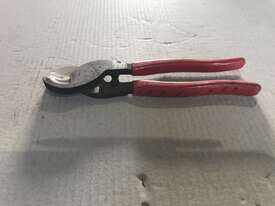 Cabac Heavy Duty Electric Cable Cutters - picture2' - Click to enlarge