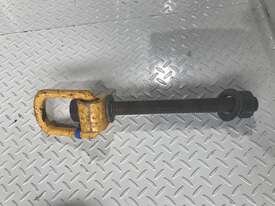 Yoke Swivel Lifting Point G100 WLL 5 Tonne 8-211-050  - picture1' - Click to enlarge
