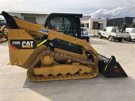 Low Hour Caterpillar 299D Skid Steer - picture2' - Click to enlarge