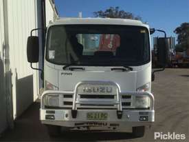 2009 Isuzu FRR500 LWB - picture1' - Click to enlarge