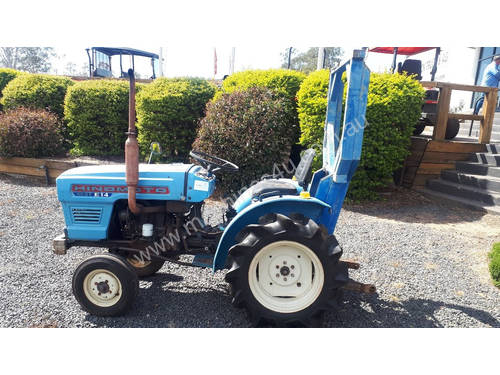 Hinomoto E14 2WD Tractor