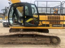 2008 JCB JS240LC - picture2' - Click to enlarge