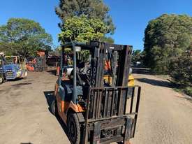 Toyota Forklift For Sale - picture0' - Click to enlarge