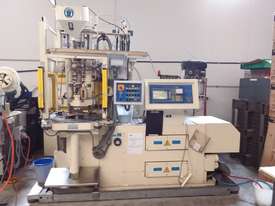 Plastic Injection Moulding Machine Vertical - picture0' - Click to enlarge