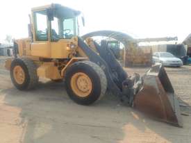 Volvo L50E Tool Carrier Loader - picture2' - Click to enlarge