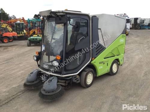 2014 Tennant 636HS Green Machine